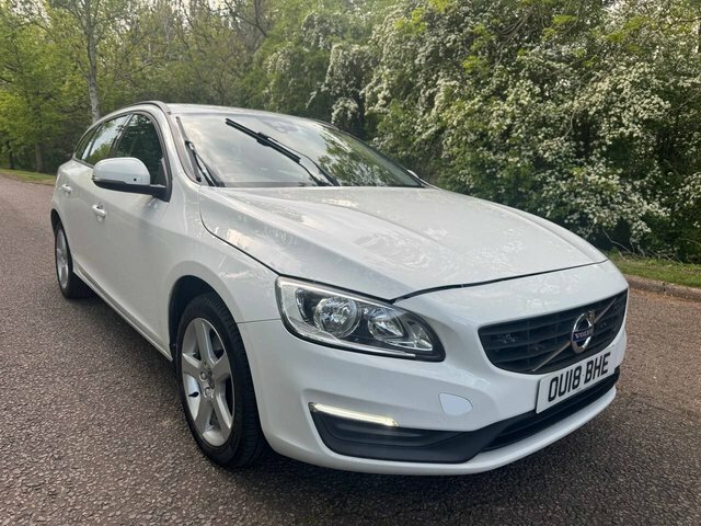 Volvo V60 2.0L 148 Bhp OU18BHE White #2