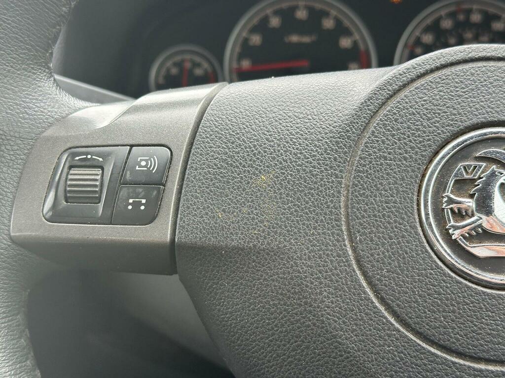 Vauxhall Vectra Vvt Life Blue #17