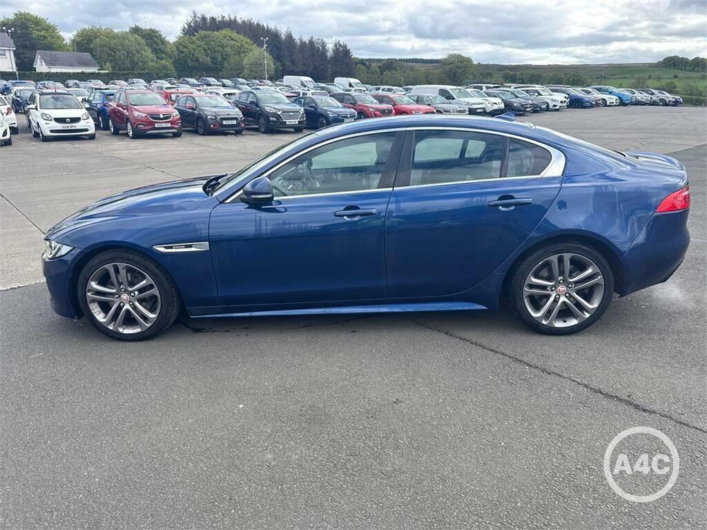 Jaguar XE Saloon 2.0 Gtdi R-sport Euro 6 Ss 201 SJ16FWH Blue #4