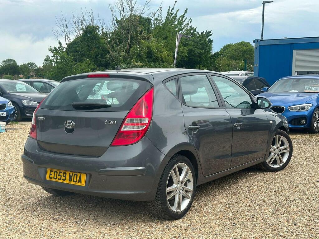 Hyundai I30 Hatchback 1.6 Crdi Premium Euro 4 200959 EO59WOA Grey #3
