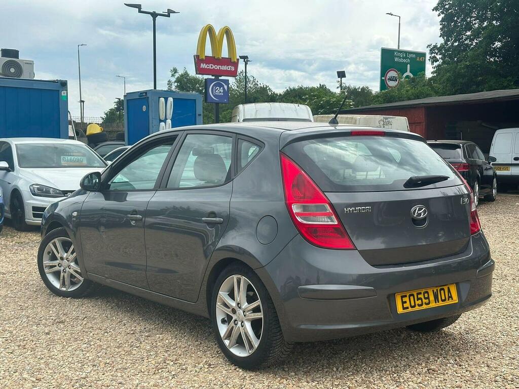 Hyundai I30 Hatchback 1.6 Crdi Premium Euro 4 200959 EO59WOA Grey #4