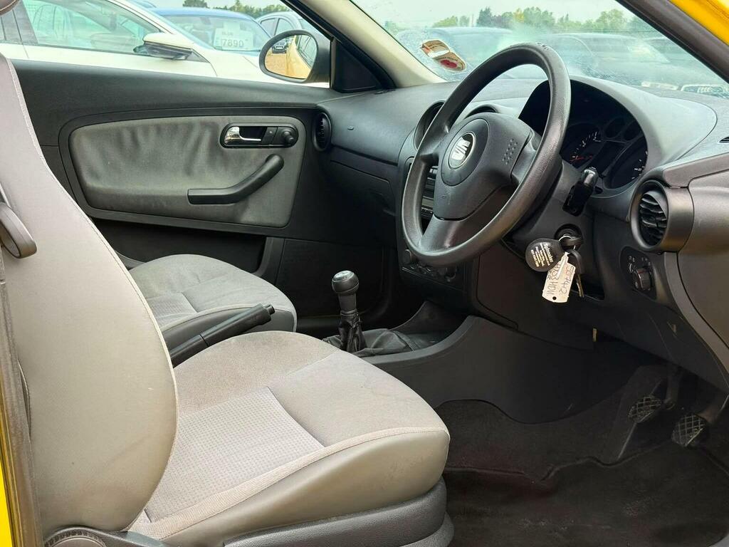 Seat Ibiza Hatchback 1.2 12V 200353 HX53HDU Yellow #6