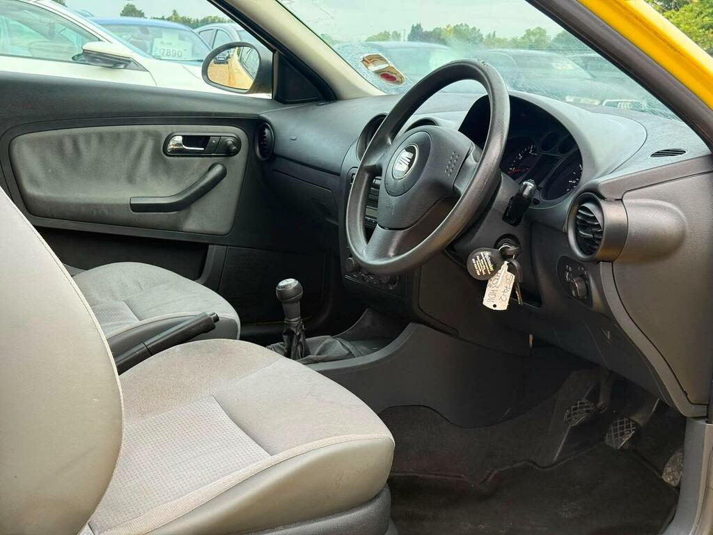 Seat Ibiza Hatchback 1.2 12V 200353 HX53HDU Yellow #5
