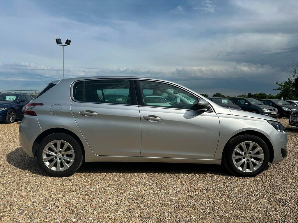 Peugeot 308 Hatchback 1.6 Bluehdi Allure Euro 6 Ss 201 GK16XOP Silver #5