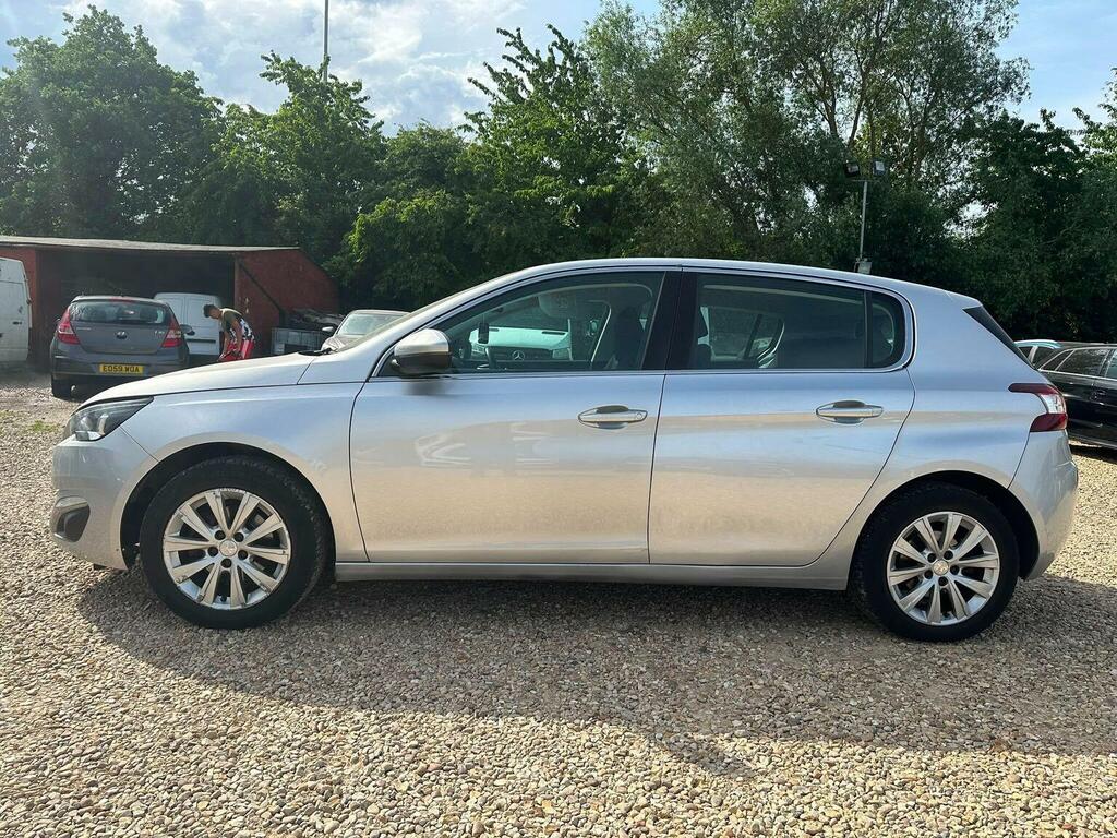 Peugeot 308 Hatchback 1.6 Bluehdi Allure Euro 6 Ss 201 GK16XOP Silver #6