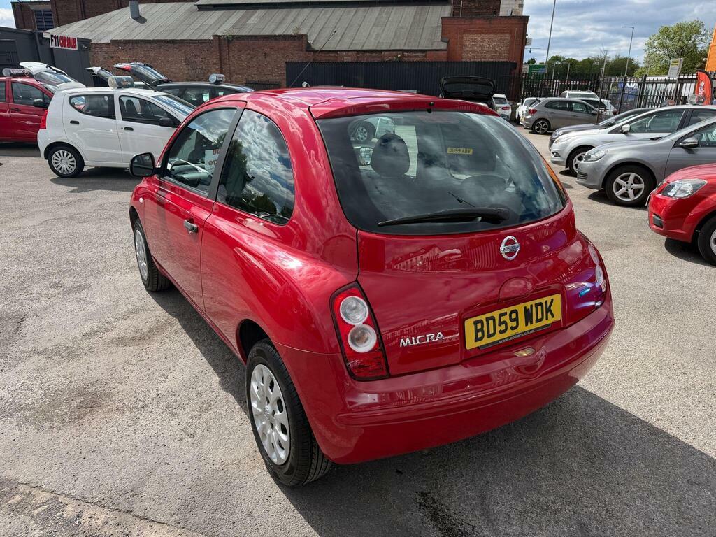 Nissan Micra 1.2 16V Visia Red #4