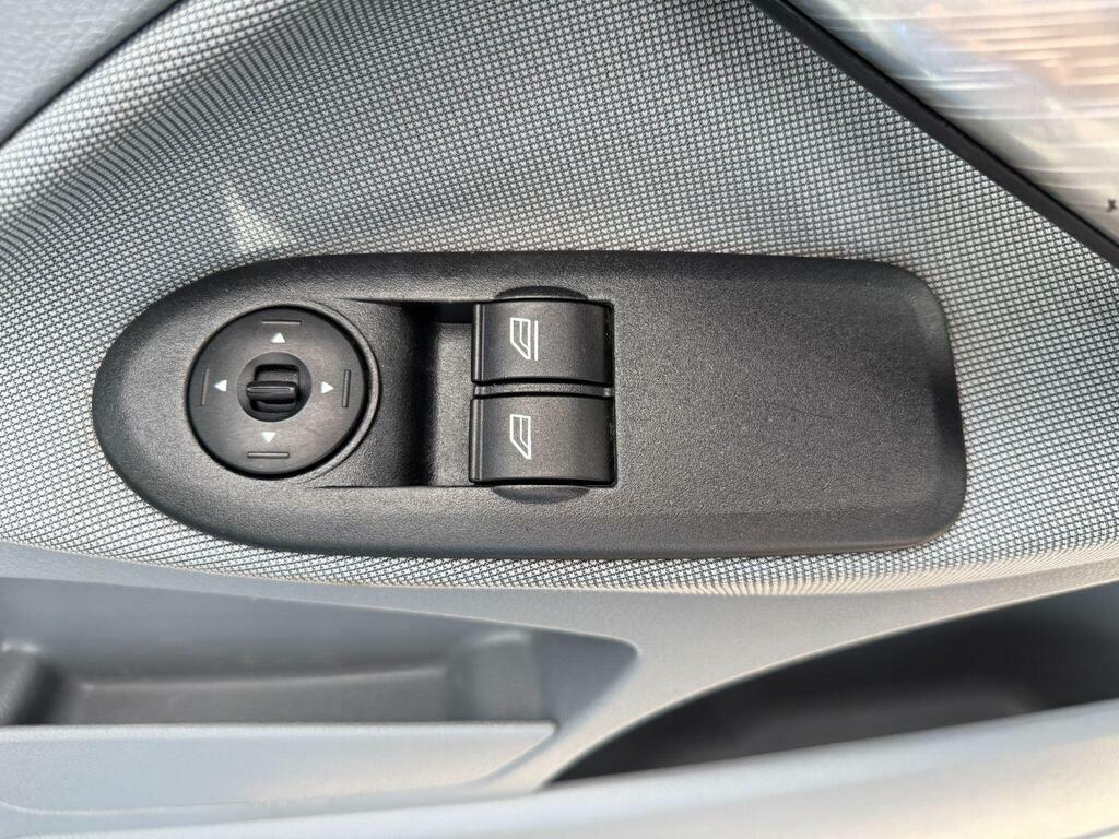 Ford C-Max 1.6 16V Style Blue #18