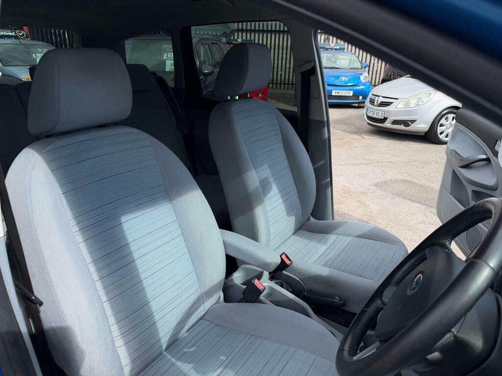 Ford C-Max 1.6 16V Style Blue #27