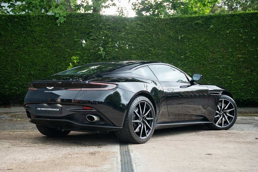Aston Martin DB11 V12 Black #6