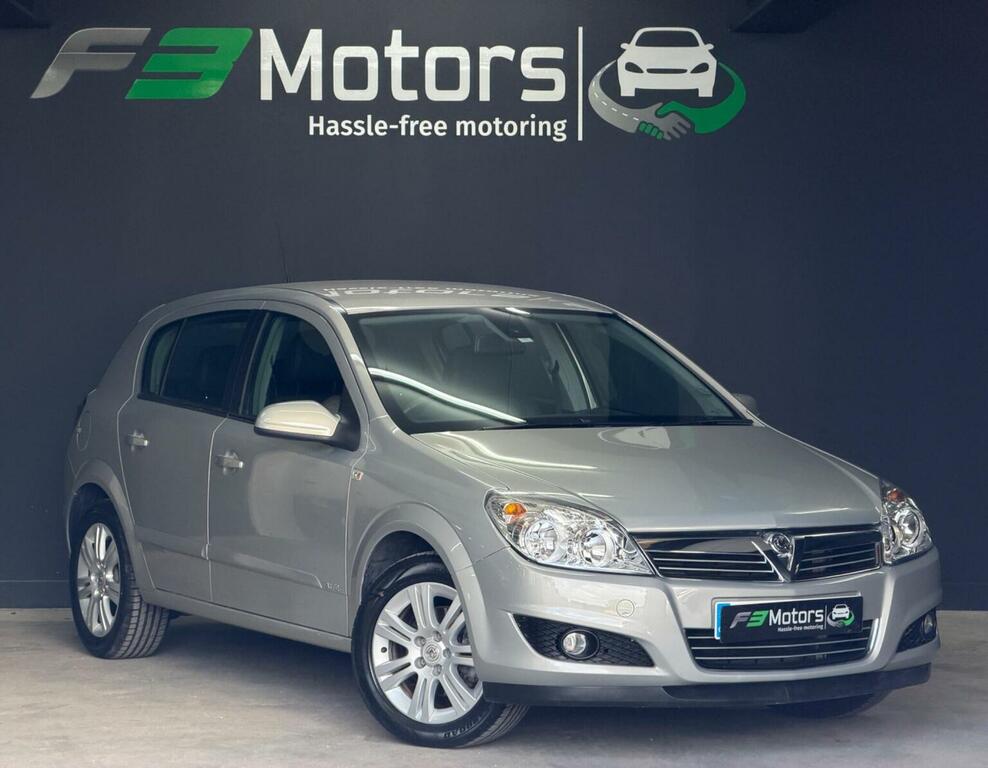 Vauxhall Astra Hatchback 1.6I 16V Elite 200808 Beige