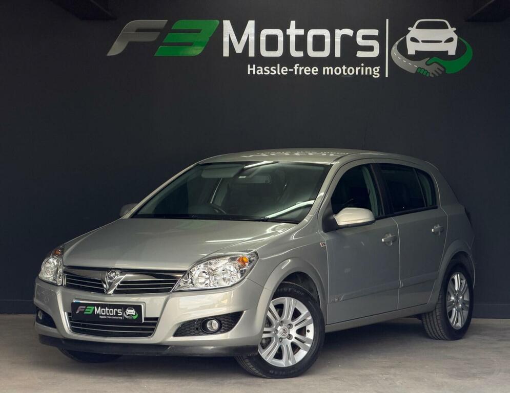 Vauxhall Astra Hatchback 1.6I 16V Elite 200808 Beige #3