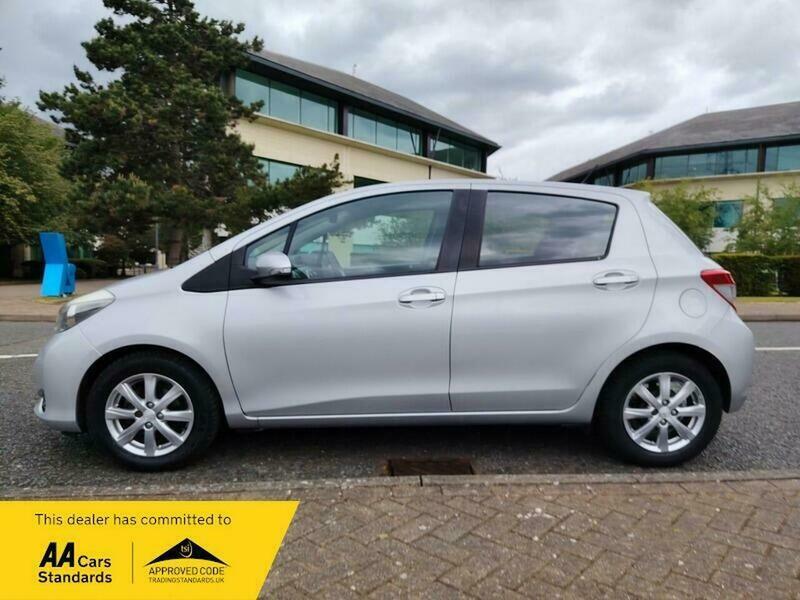 Toyota Yaris 1.33 Dual Vvt-i Tr Silver #4