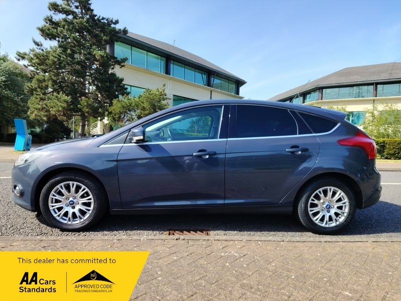 Ford Focus 1.6 Titanium Hatchback WP11HRN Grey #4