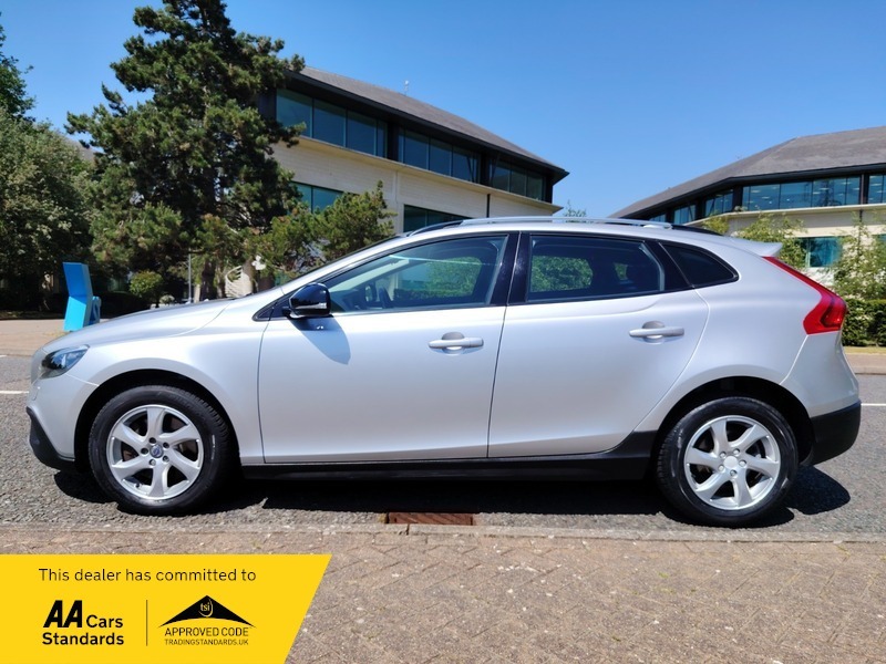 Volvo V40 2.0 D3 Se Nav KN16BVM Silver #4