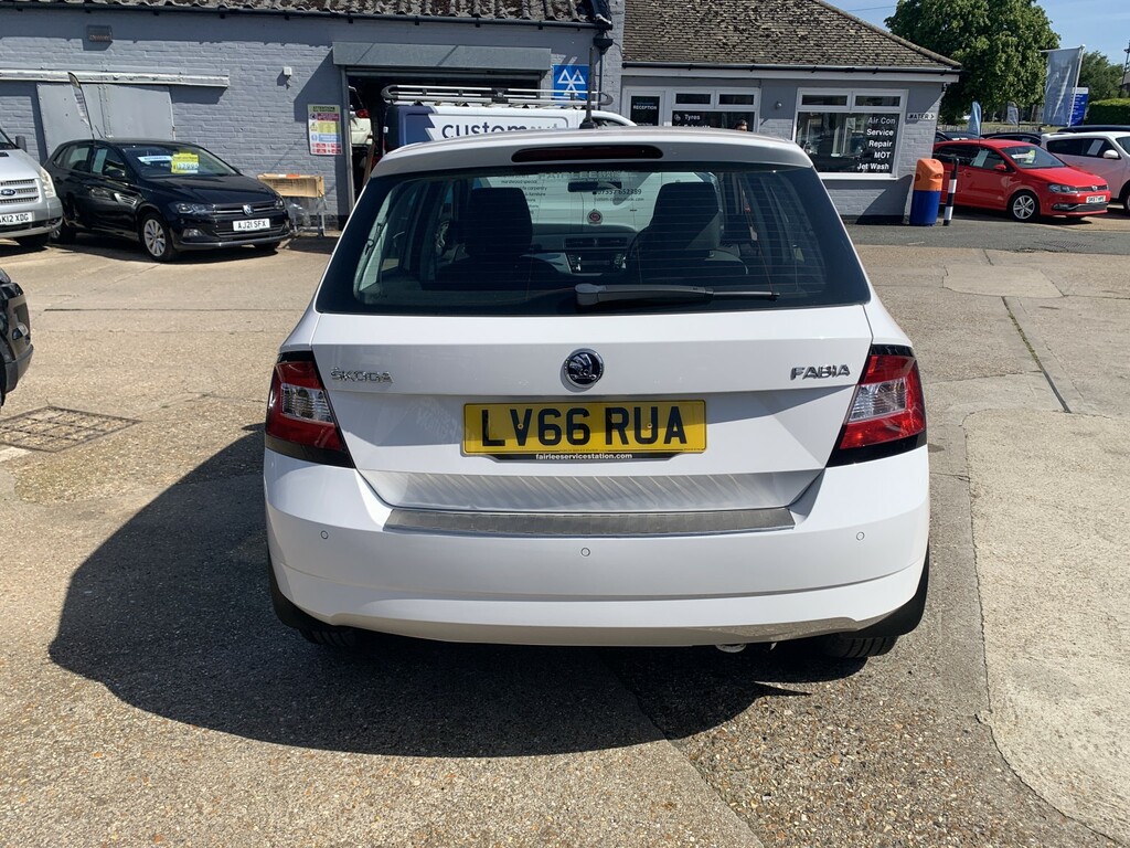 Skoda Fabia Hatchback 1.0 Se 2016 LV66RUA White #6