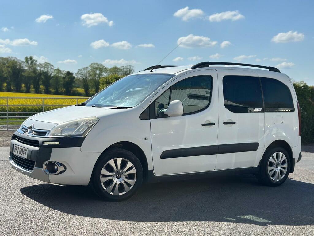 Citroen Berlingo Mpv 1.6 Hdi Xtr Multispace Mpv Euro 5 201463 RFZ6047 White #4