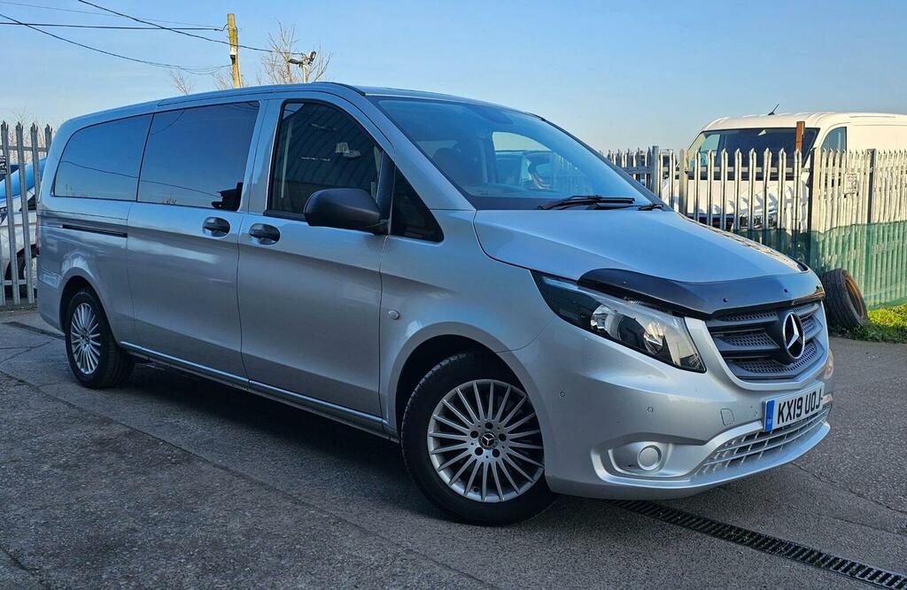 Mercedes-Benz Vito Minibus 2.1 119 Cdi Bluetec Select Tourer G-tronic Silver