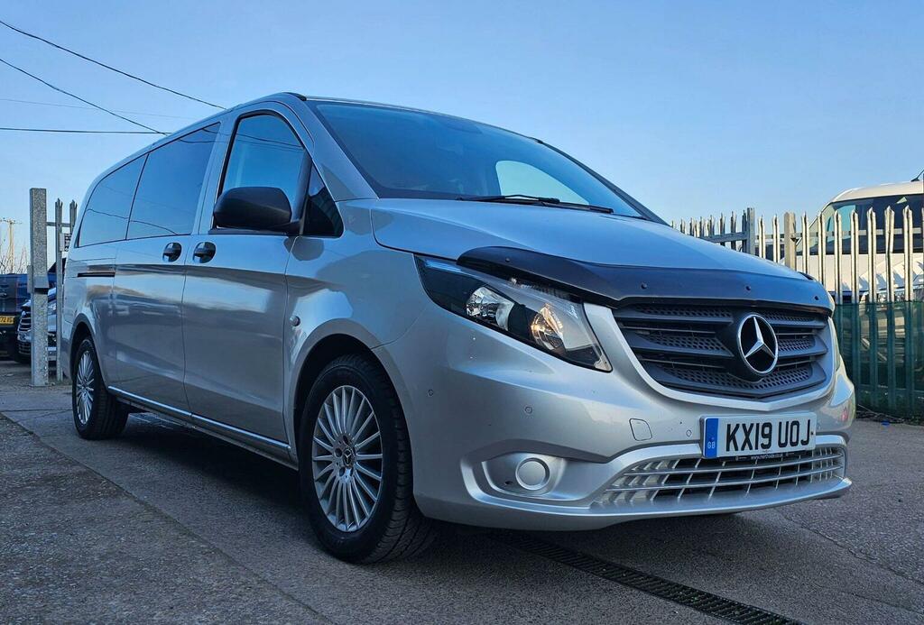 Mercedes-Benz Vito Minibus 2.1 119 Cdi Bluetec Select Tourer G-tronic Silver #3