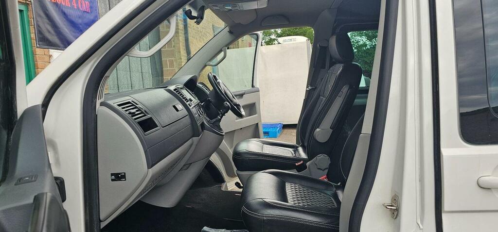 Volkswagen Transporter Sportline Combi Van 2.0 Bitdi Sportline 60 T32 Kombi L3 H1 4 White #5