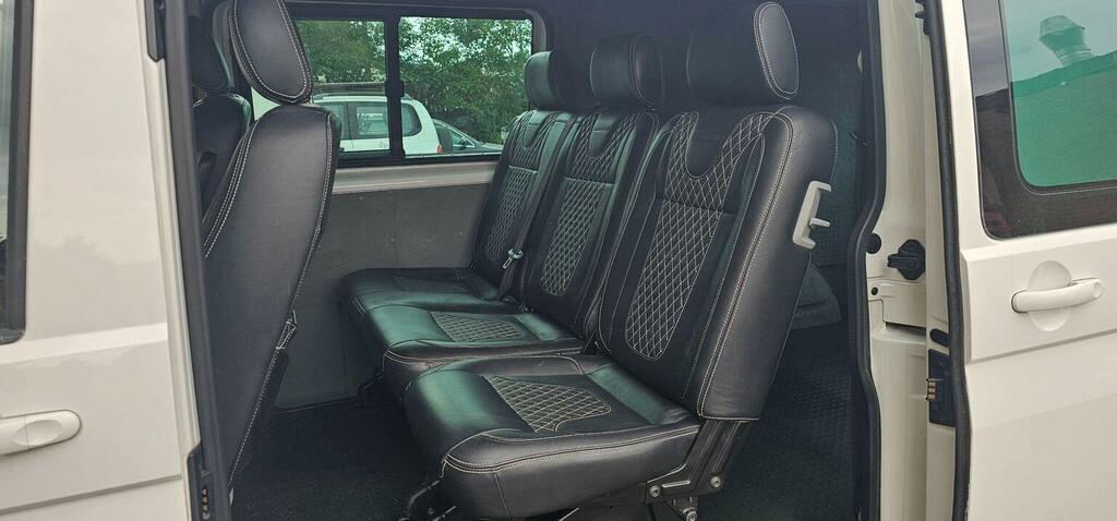 Volkswagen Transporter Sportline Combi Van 2.0 Bitdi Sportline 60 T32 Kombi L3 H1 4 White #4