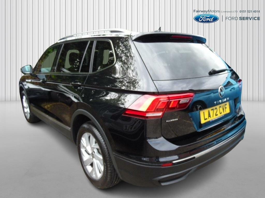 Volkswagen Tiguan Allspace 1.5 Life Tsi Dsg Black #5