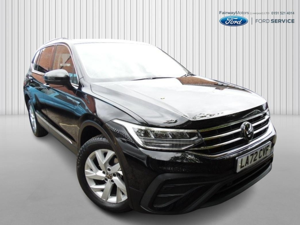 Volkswagen Tiguan Allspace 1.5 Life Tsi Dsg Black