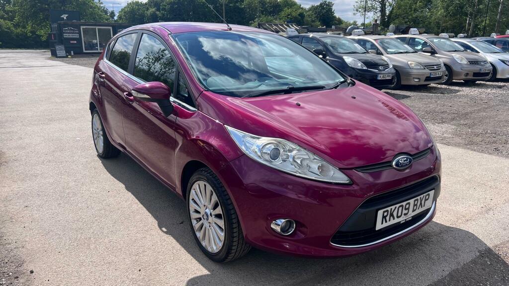 Ford Fiesta 1.4 Titanium Red