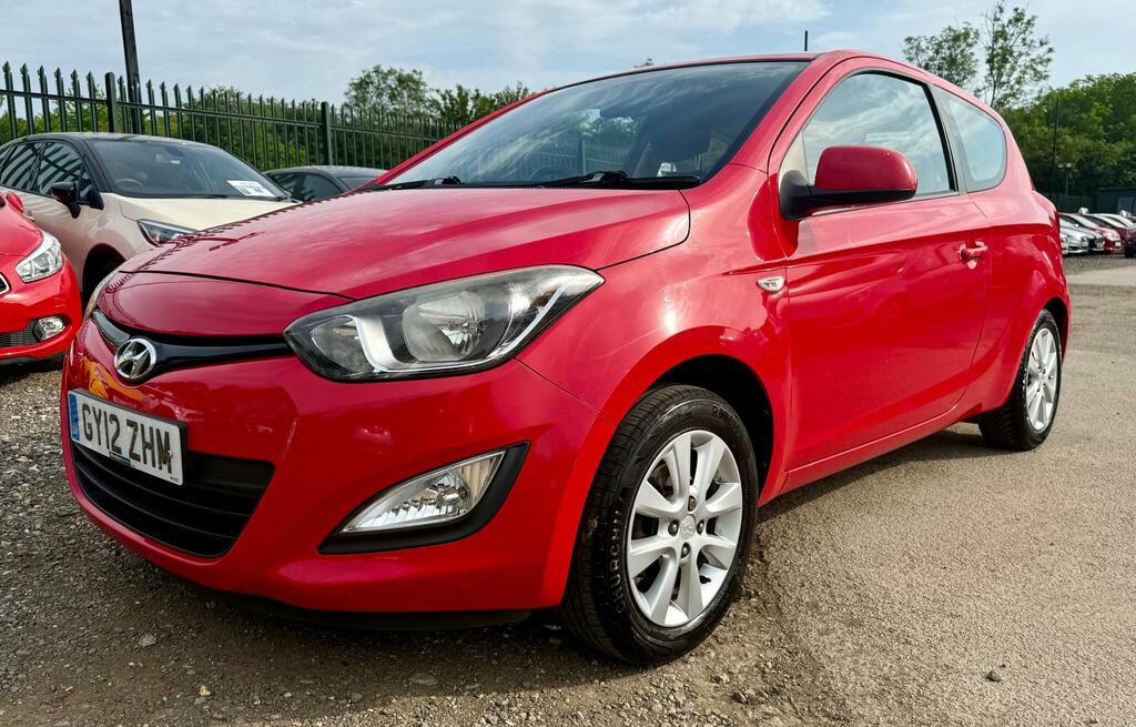 Hyundai I20 1.2 Active Euro 5 GY12ZHM Red #3