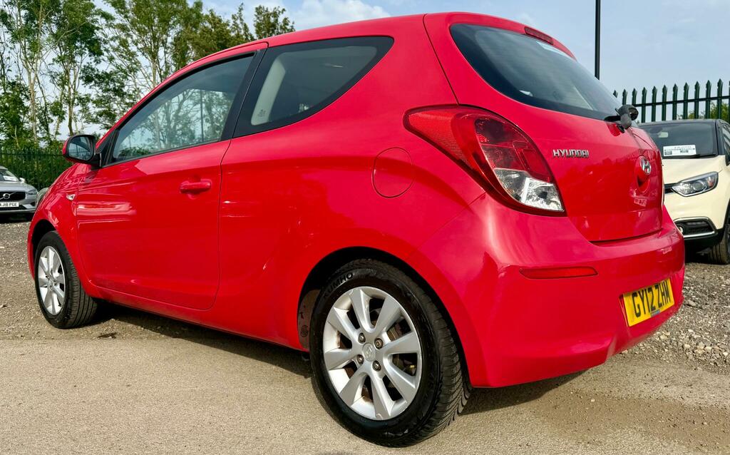 Hyundai I20 1.2 Active Euro 5 GY12ZHM Red #4