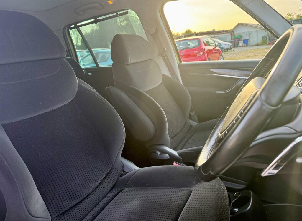 Citroen Grand C4 Picasso  Grey #19