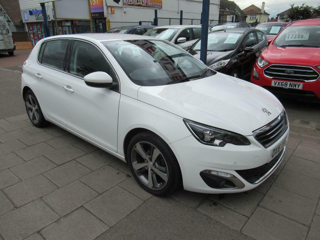 Peugeot 308 1.2 Puretech Allure Euro 6 S S White #4