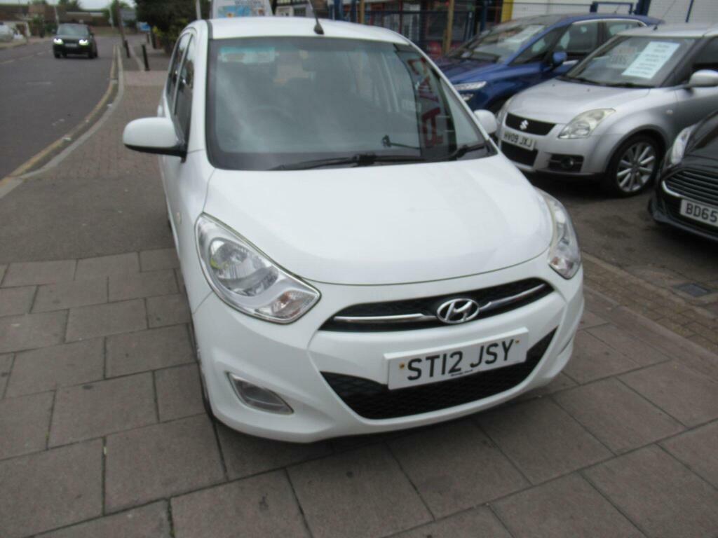 Hyundai I10 1.2 Active Euro 5 ST12JSY White #5