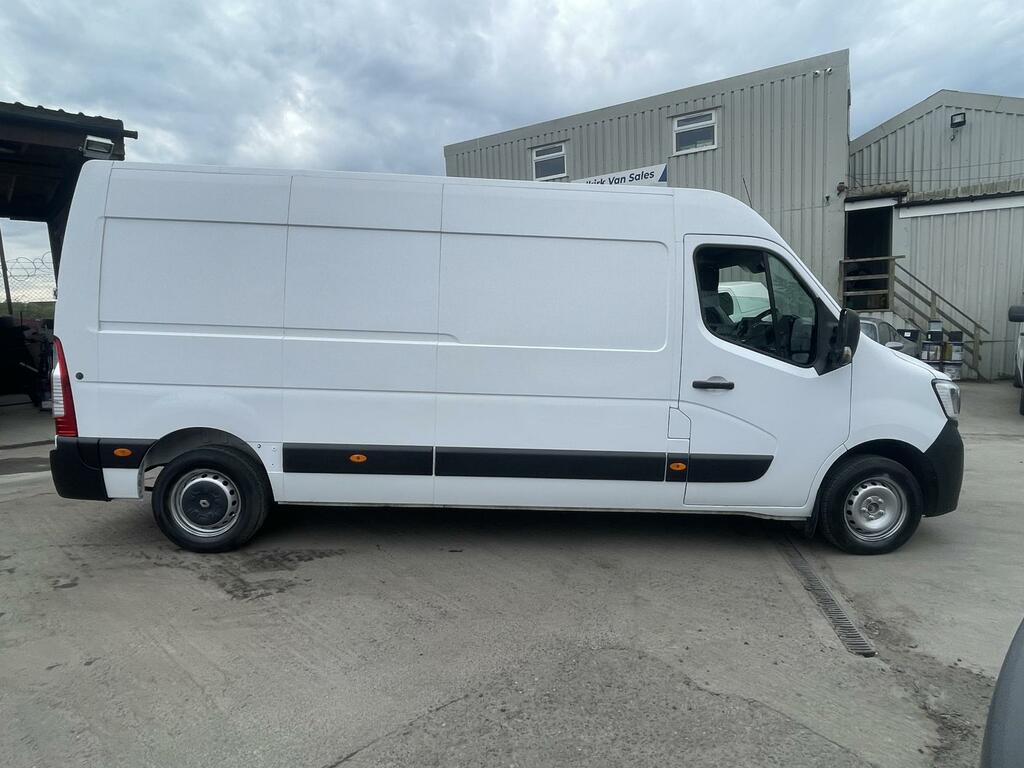 Renault Master 2.3 Dci 35 Business Panel Van Fw MB69XXP White #5