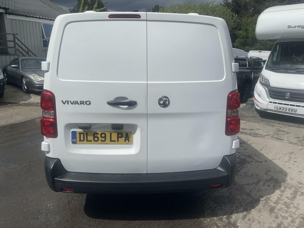 Vauxhall Vivaro 2.0 Turbo D 3100 Edition Panel Van Manu DL69LPA White #2