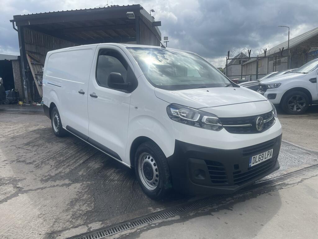 Vauxhall Vivaro 2.0 Turbo D 3100 Edition Panel Van Manu DL69LPA White #5
