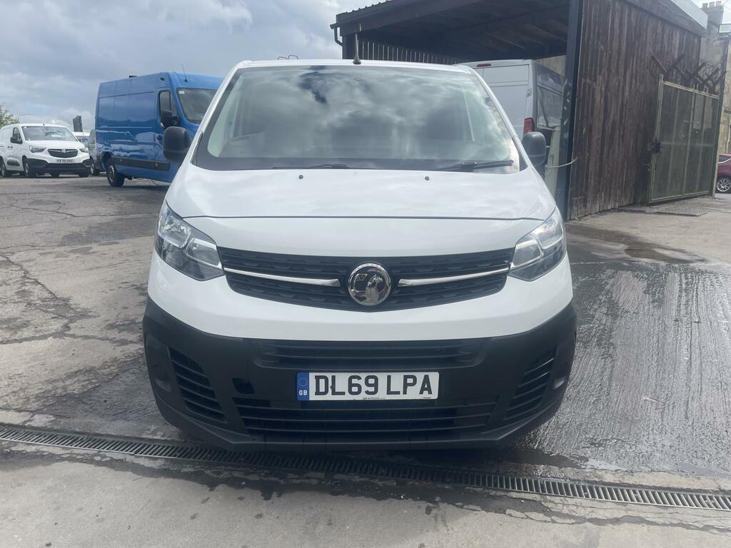 Vauxhall Vivaro 2.0 Turbo D 3100 Edition Panel Van Manu DL69LPA White #6