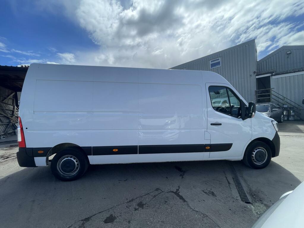 Renault Master 2.3 Dci Energy 35 Business Panel Van Ma RJ70LWE White #4