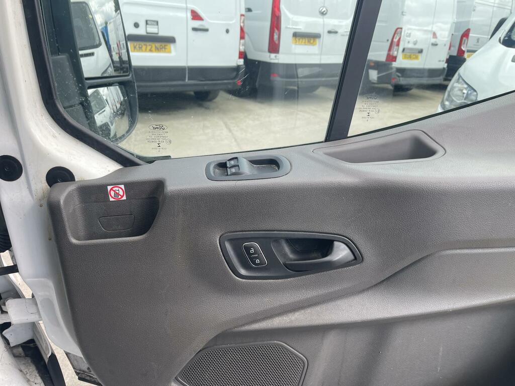 Ford Transit Custom 2.0 330 Ecoblue Leader Panel Van EX20WQH White #5