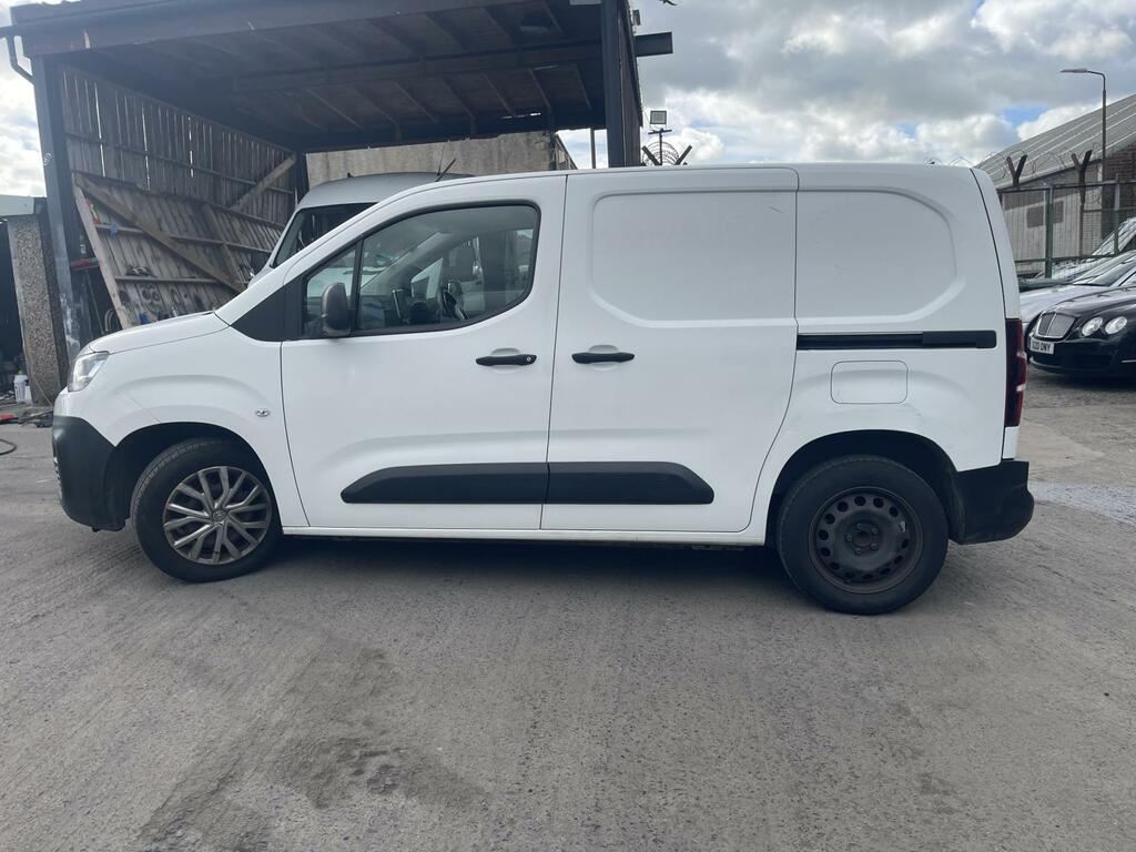Citroen Berlingo 1.2 1000 Puretech Enterprise M Panel Van Petro LG70MYF White #2