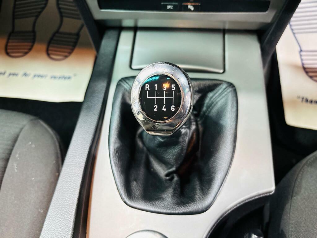 BMW 5 Series Saloon Grey #20