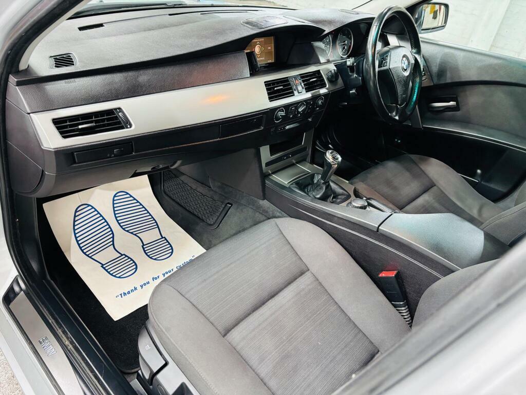 BMW 5 Series Saloon Grey #12