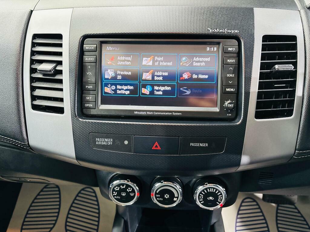 Mitsubishi Outlander 4Work Di-d Gx 1 Silver #22