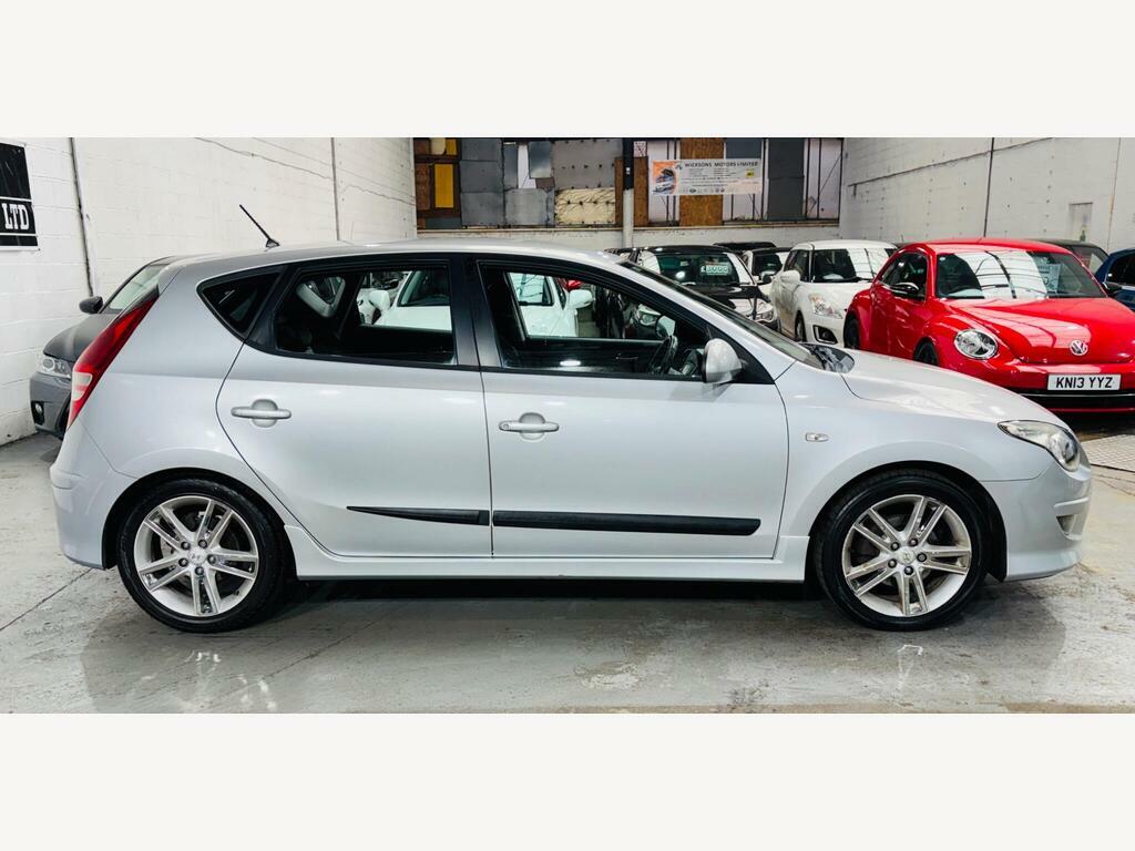 Hyundai I30 1.6 Crdi Comfort Euro 4 Black #7