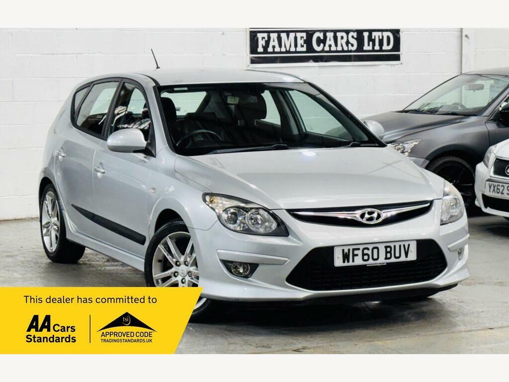 Hyundai I30 1.6 Crdi Comfort Euro 4 Black #1