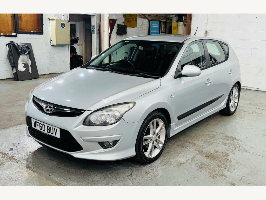 Hyundai I30 1.6 Crdi Comfort Euro 4 Black #3