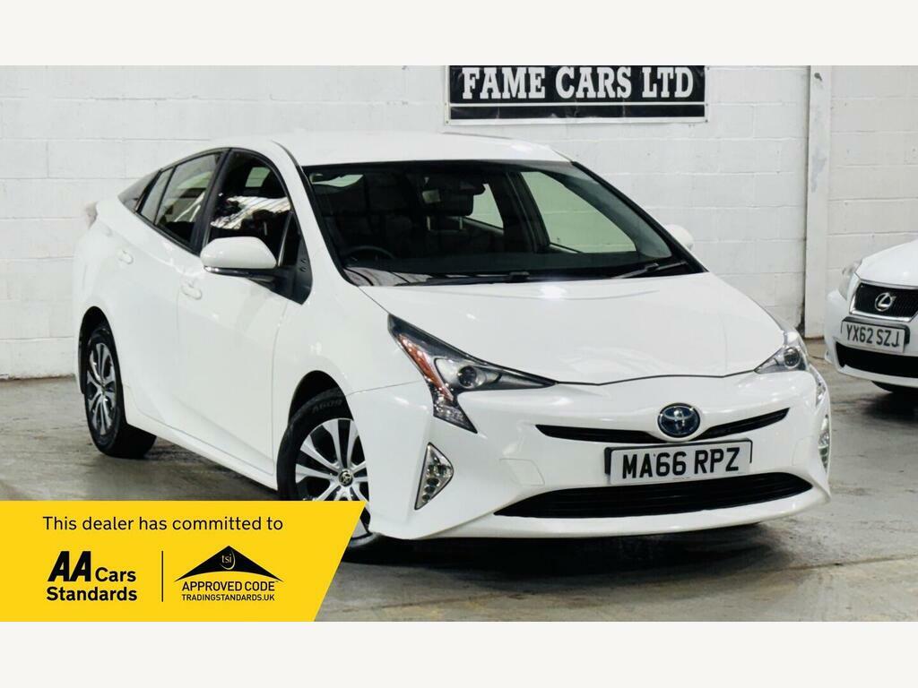 Toyota Prius 1.8 Vvt-h Active Cvt Euro 6 S S White