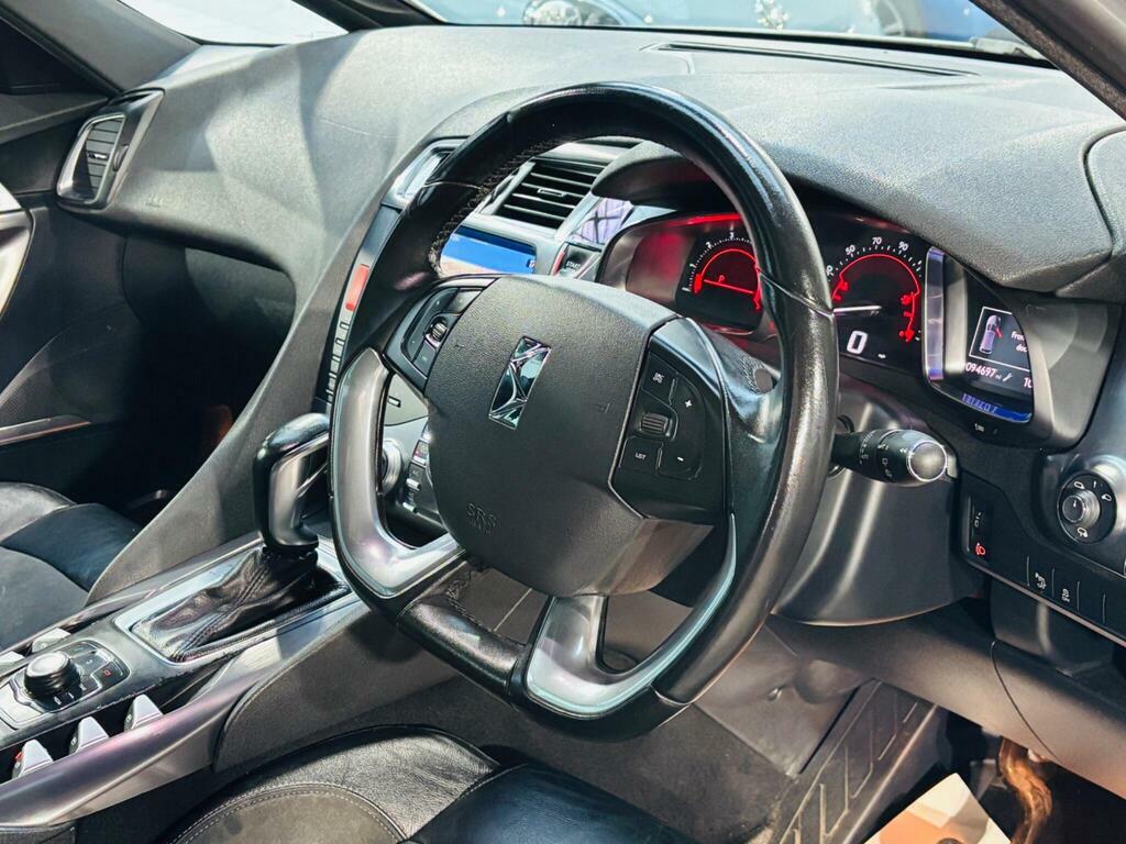 Citroen DS5 Hatchback Black #10