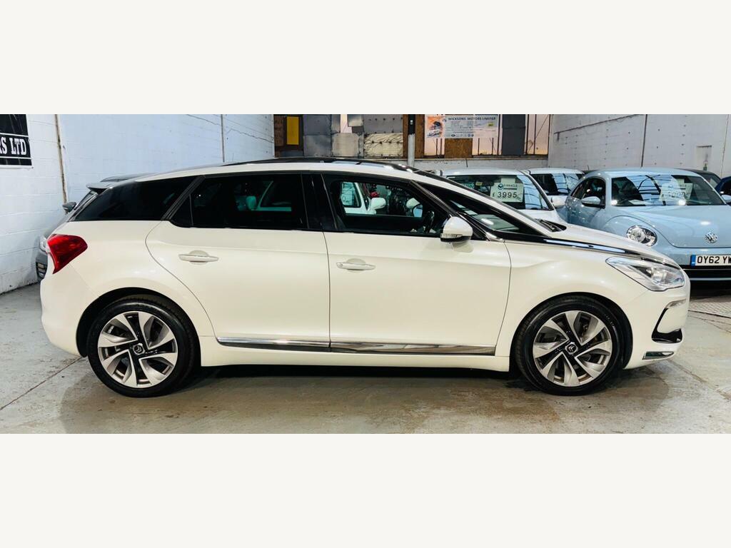 Citroen DS5 Hatchback Black #7