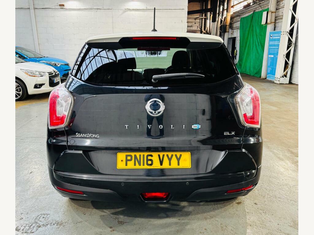 SsangYong Tivoli 1.6 E-xdi Elx 4Wd Euro 6 Black #5