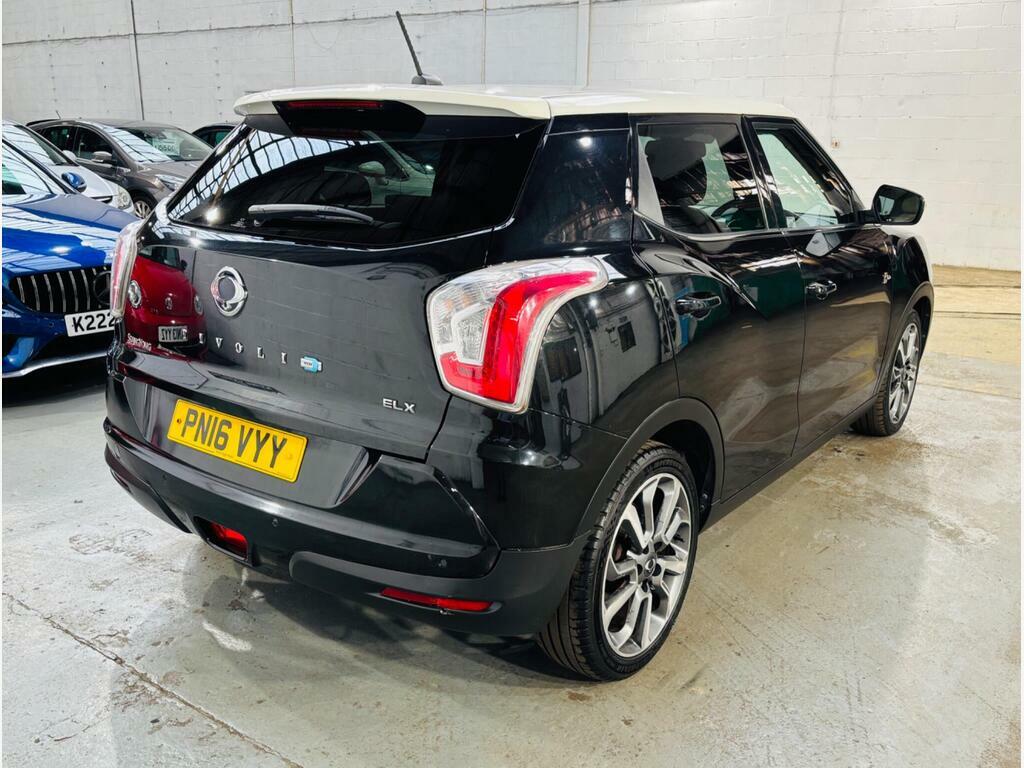 SsangYong Tivoli 1.6 E-xdi Elx 4Wd Euro 6 Black #4